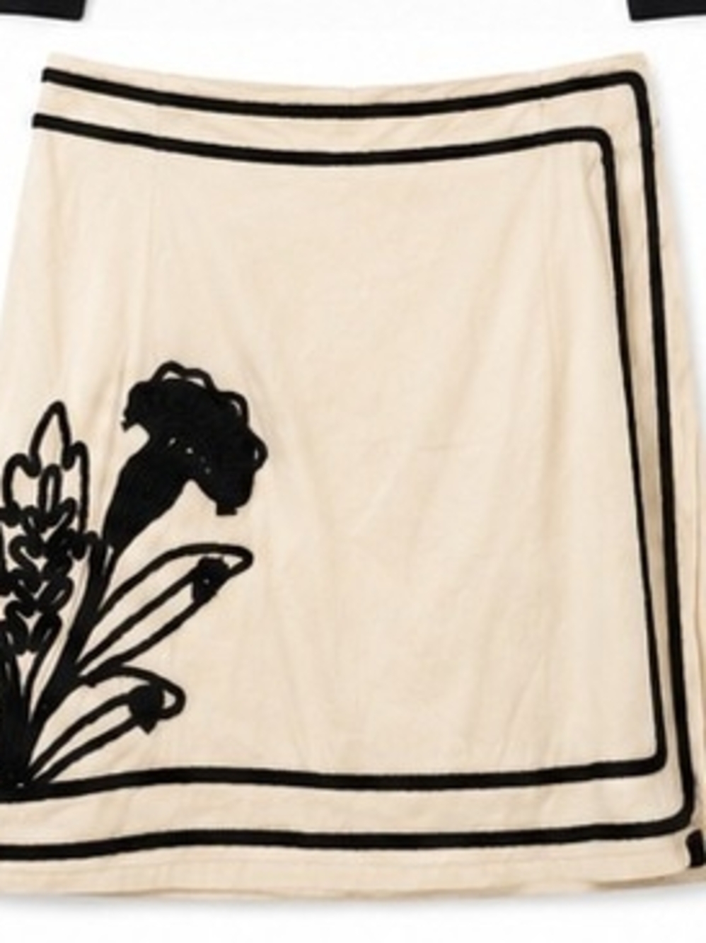 ANTONIO MELANI Cream A-Line Skirt with Black Floral Trim
